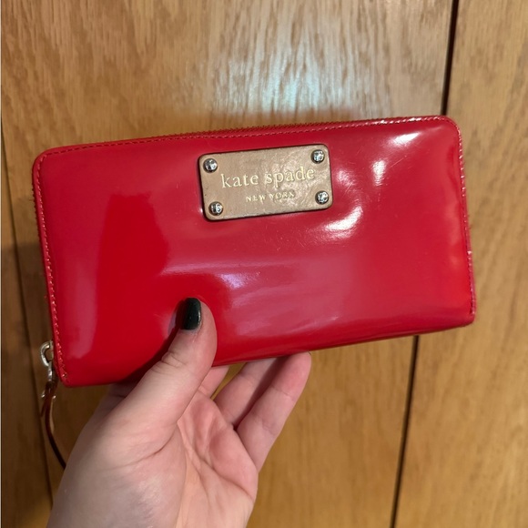 Kate Spade Cherry Red Patent Wallet - Picture 1 of 4